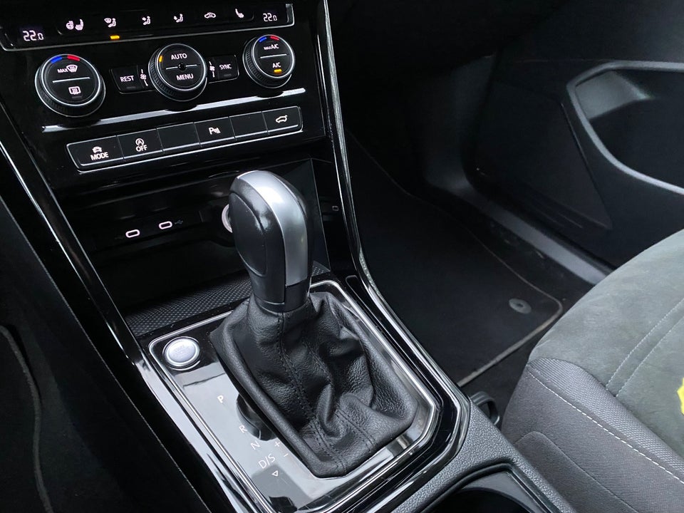 VW Touran 2,0 TDi 150 Highline+ DSG Van 5d