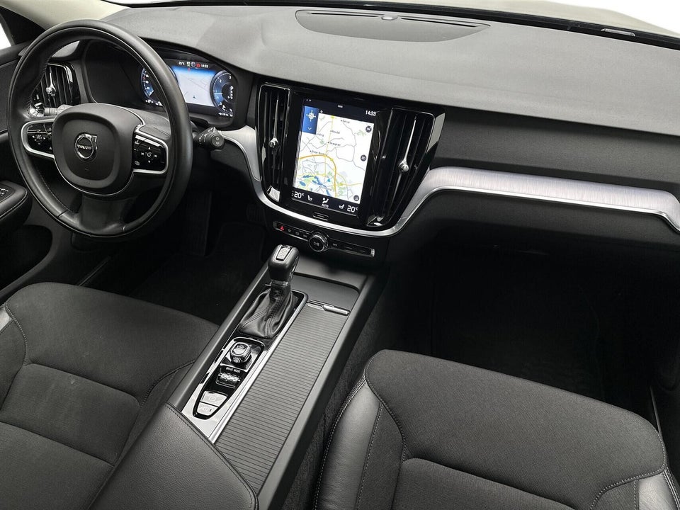 Volvo V60 2,0 D4 190 Momentum Pro aut. 5d