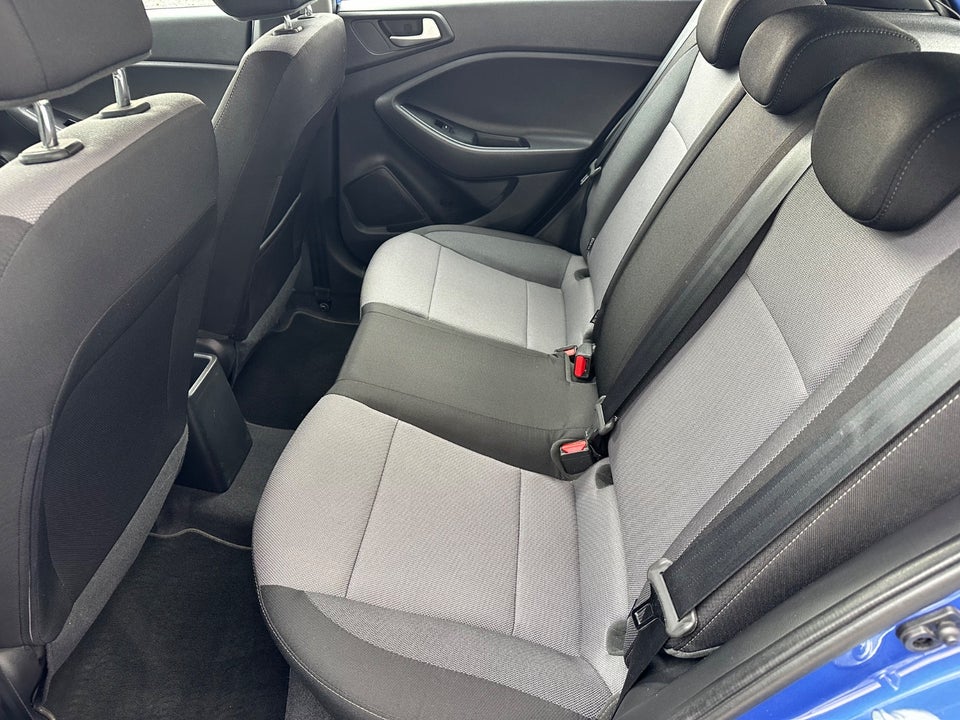 Hyundai i20 1,0 T-GDi Trend DCT 5d