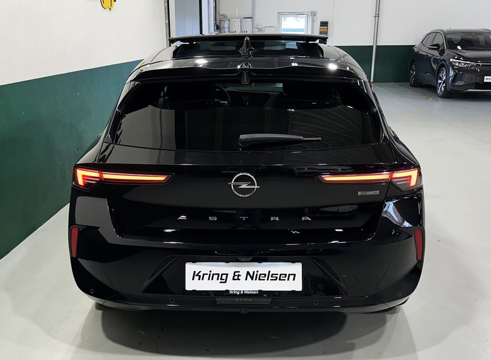 Opel Astra 1,6 PHEV Ultimate aut. 5d