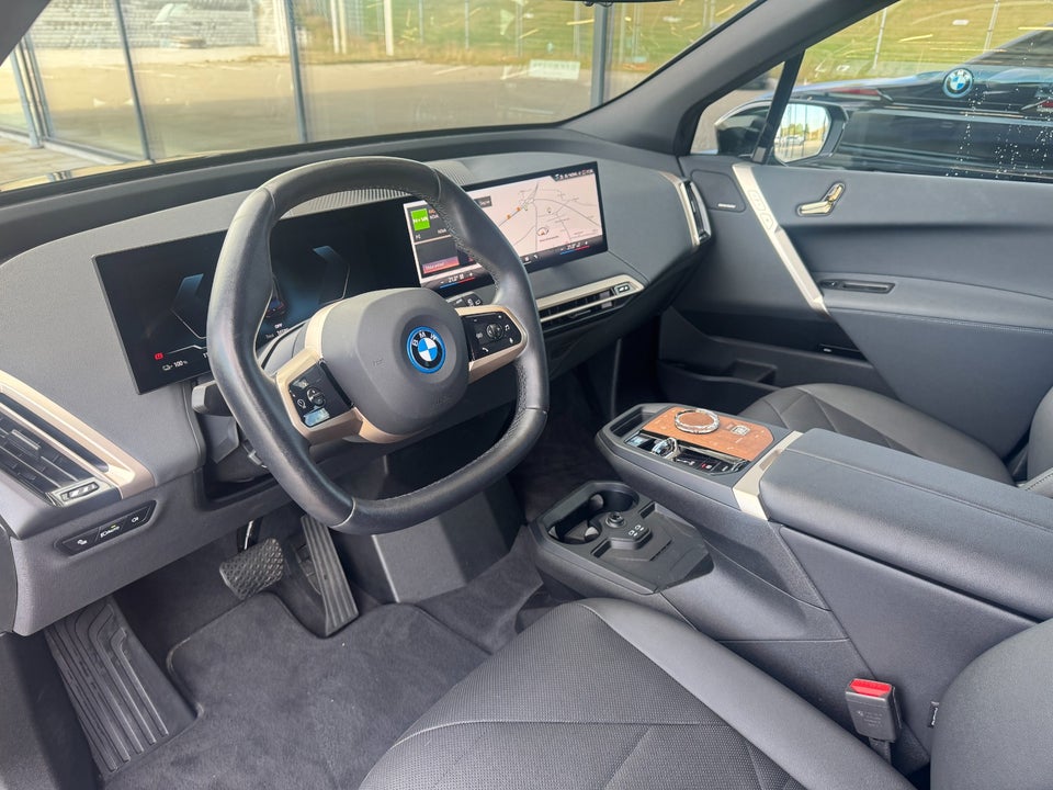 BMW iX xDrive50 Supercharged 5d