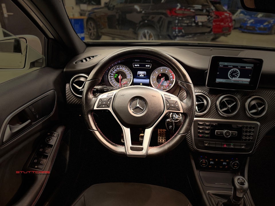Mercedes A180 1,6 AMG Line 5d