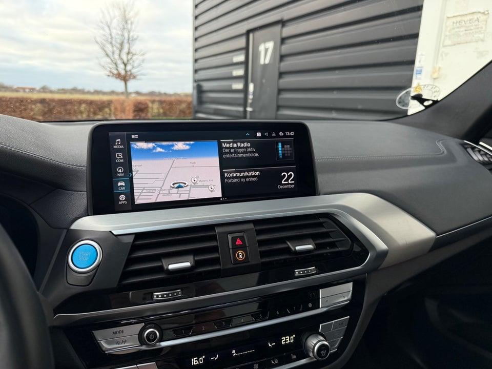 BMW iX3 Charged Plus 5d