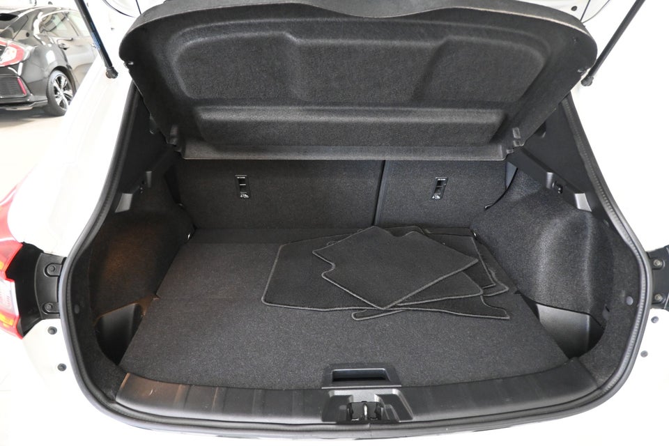Nissan Qashqai 1,3 Dig-T 160 Tekna+ 5d
