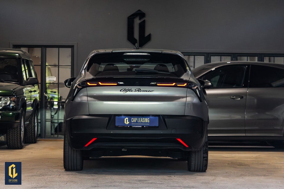 Alfa Romeo Junior Elettrica Core 5d