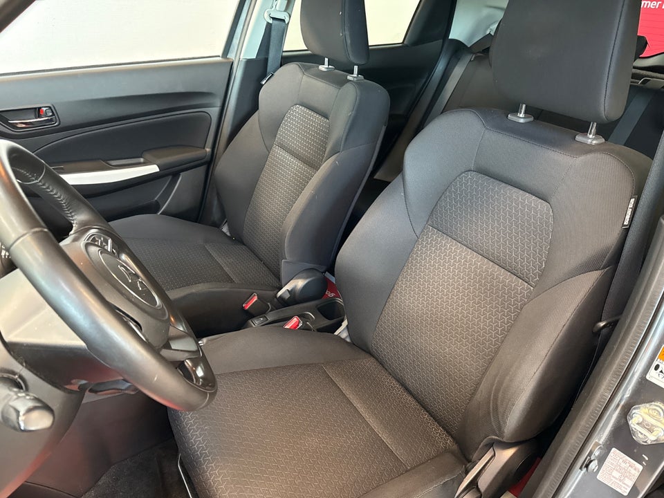 Suzuki Swift 1,2 Dualjet mHybrid Action 5d