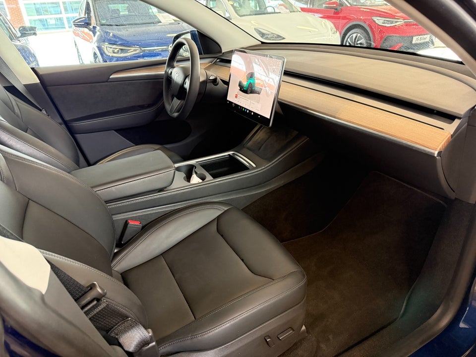 Tesla Model Y RWD 5d