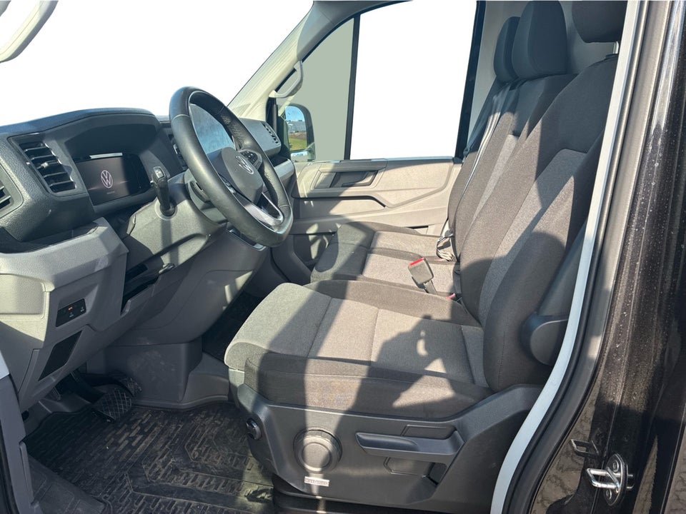 VW Crafter 35 2,0 TDi 177 Kassevogn L3H3 aut.