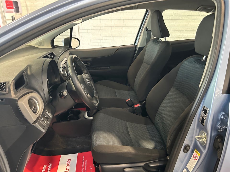 Toyota Yaris 1,3 VVT-i T1 5d