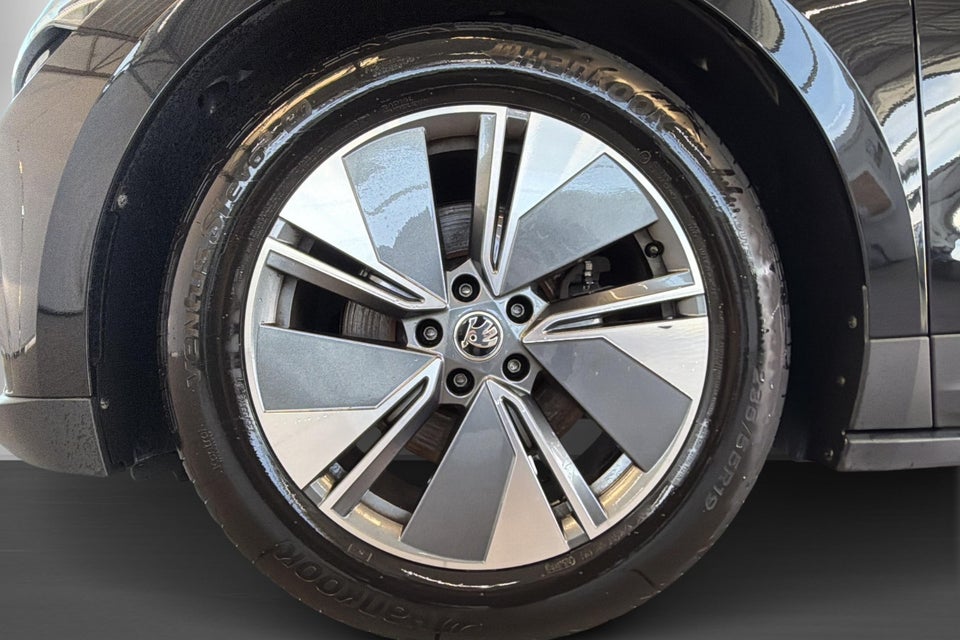Skoda Enyaq 80 iV Suite 5d