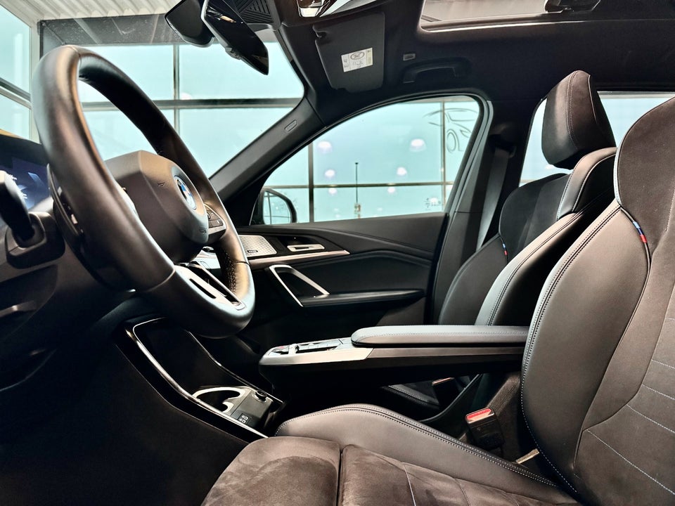 BMW iX1 xDrive30 Fully Charged M-Sport 5d