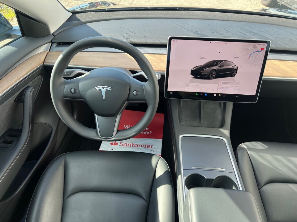 Tesla Model 3 Long Range AWD 4d