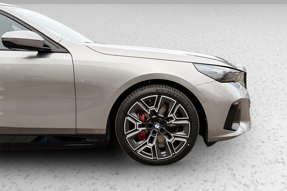 BMW i5 eDrive40 Touring Supercharged 5d