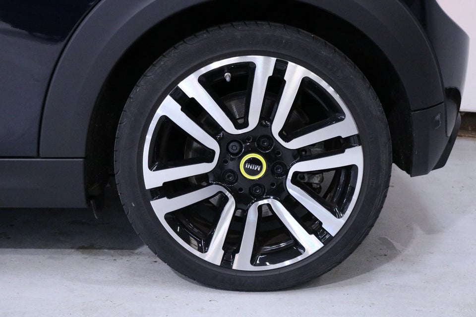 MINI Cooper SE Edition Premium Plus 3d
