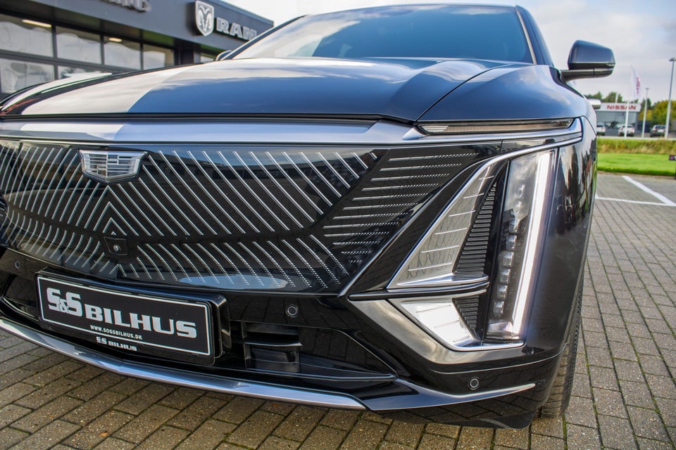 Cadillac Lyriq 600 E4 Sport AWD 5d