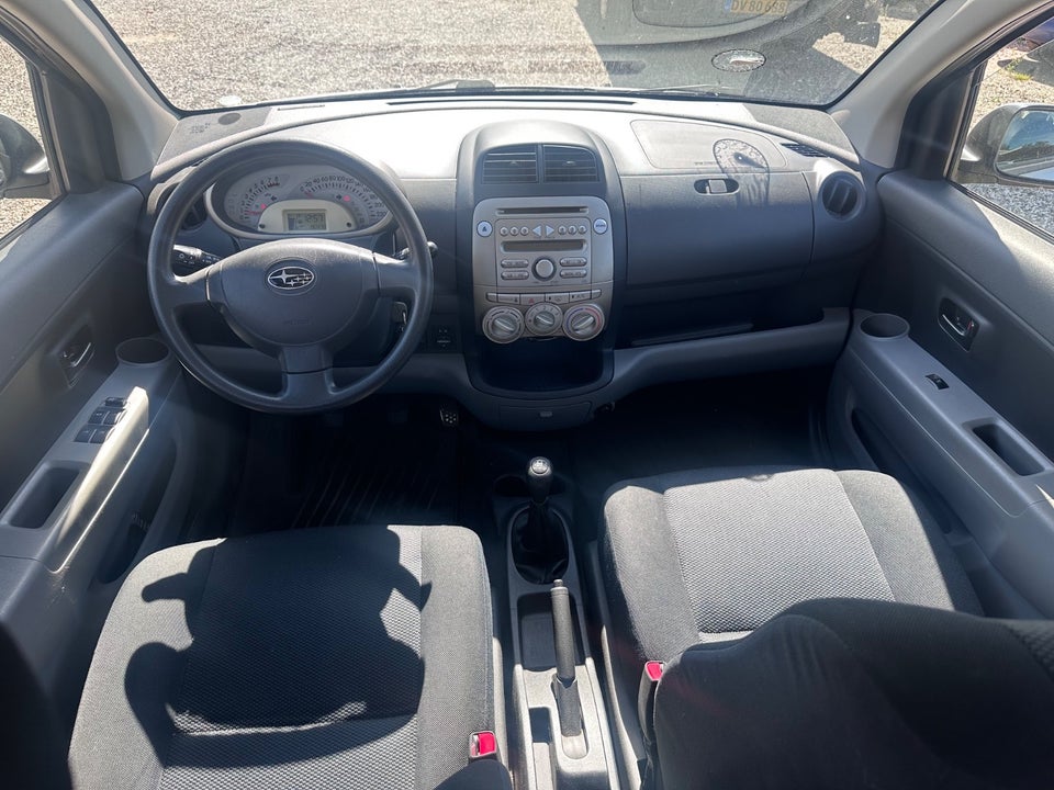 Subaru Justy 1,0  5d