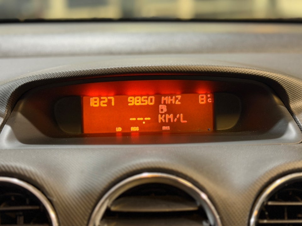 Peugeot 308 1,6 e-HDi 112 Access 5d