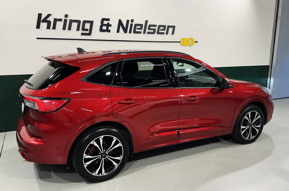 Ford Kuga 2,5 PHEV ST-Line X CVT 5d
