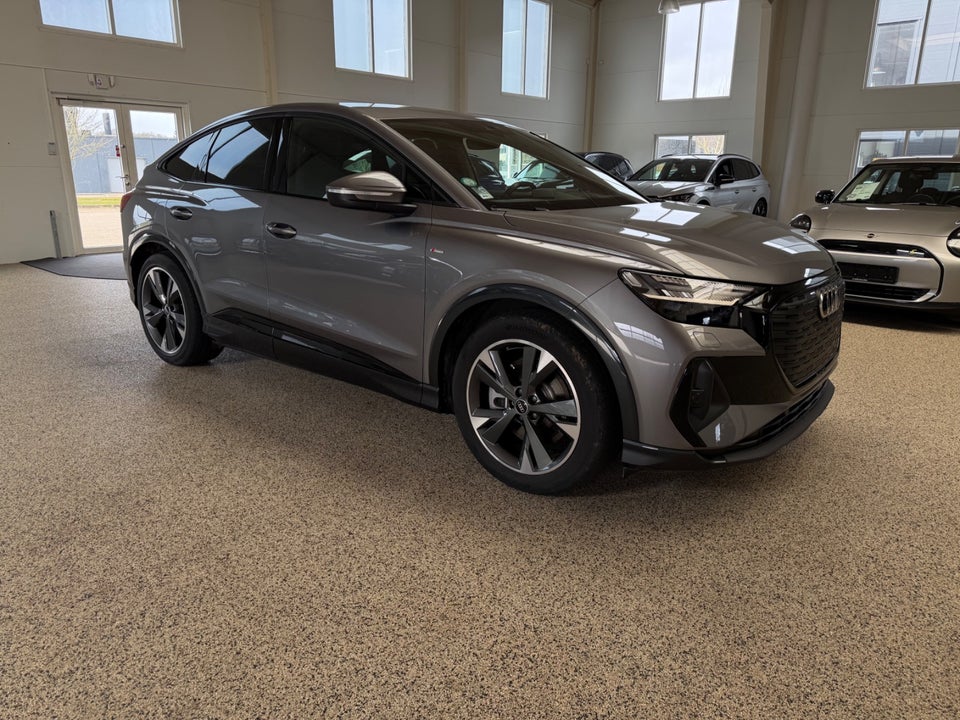 Audi Q4 e-tron 40 S-line Sportback 5d