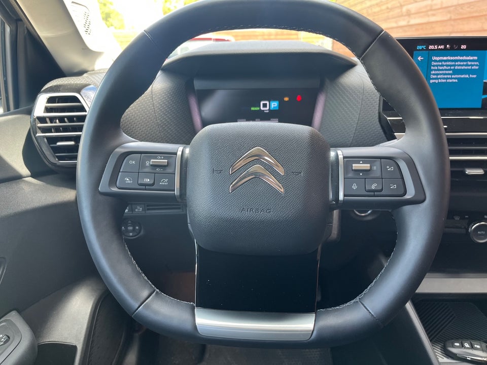 Citroën ë-C4 X 50 Shine 4d