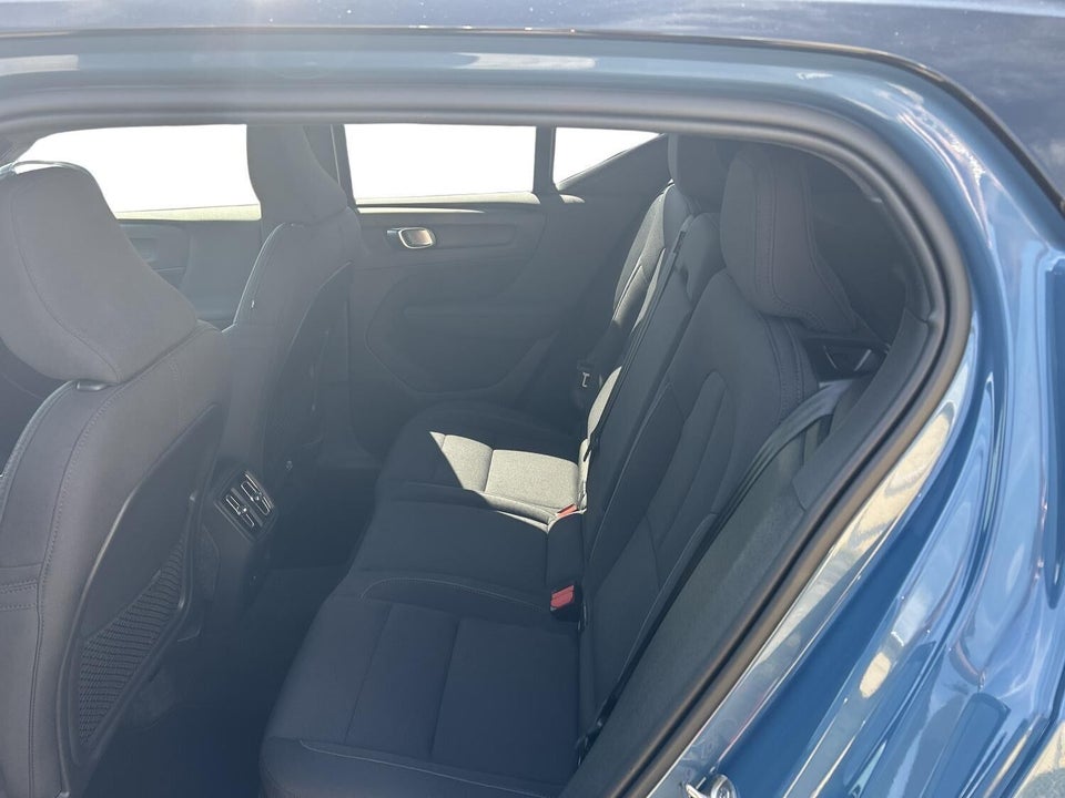 Volvo XC40 ReCharge Twin Plus 5d