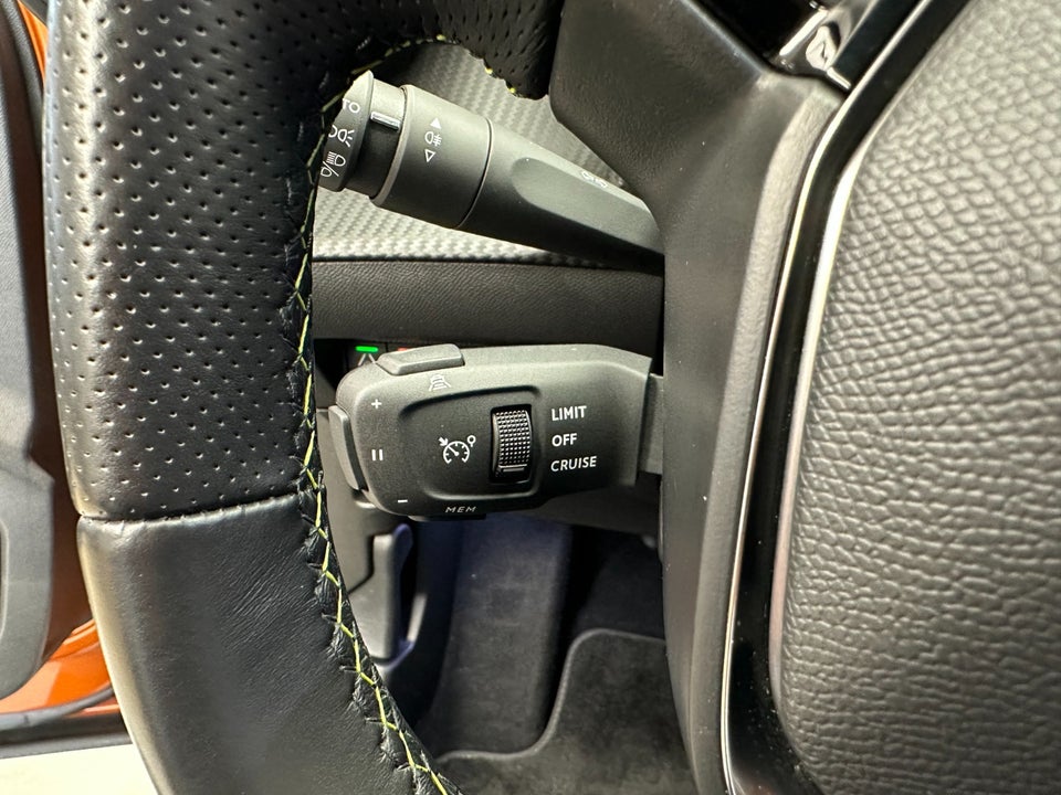 Peugeot e-2008 50 GT 5d