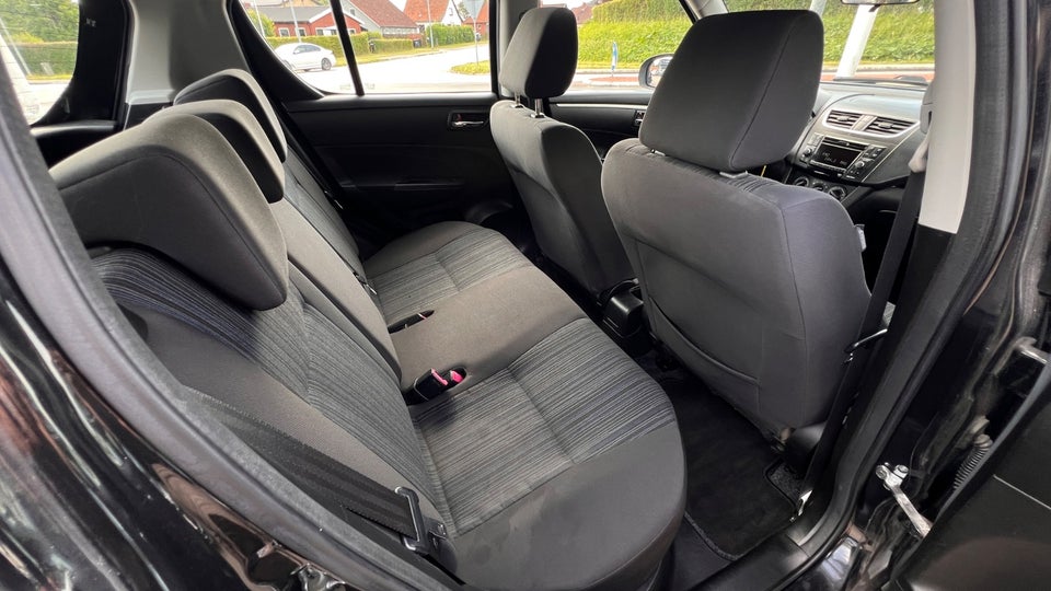 Suzuki Swift 1,2 Dualjet Comfort 5d