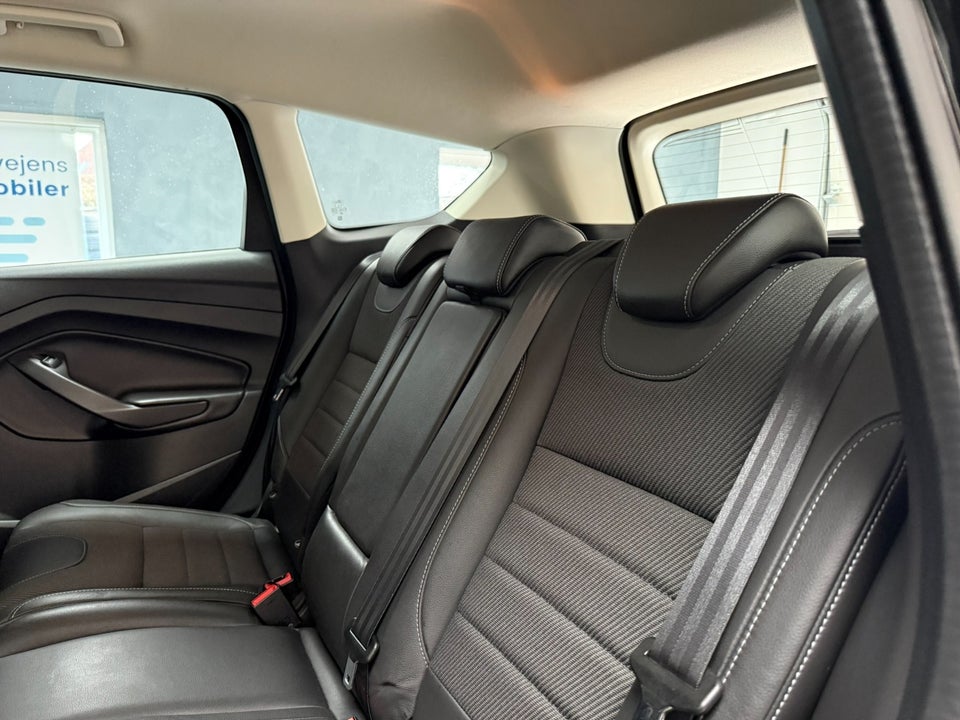 Ford Kuga 2,0 TDCi 163 Titanium aut. AWD 5d