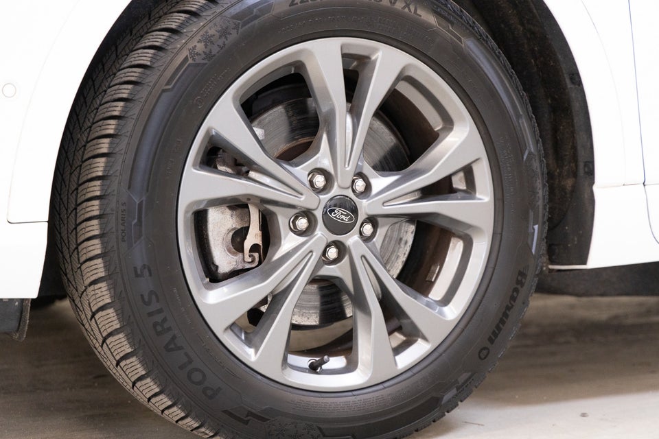 Ford Kuga 2,5 PHEV ST-Line X CVT 5d