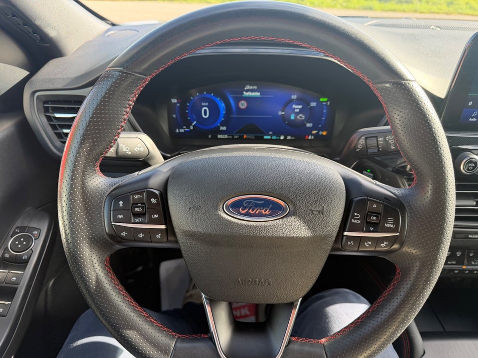 Ford Kuga 2,5 PHEV ST-Line CVT Van 5d