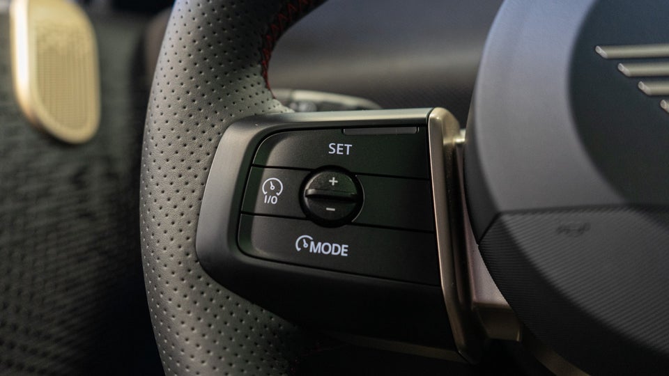 MINI Cooper E JCW Trim XL 3d