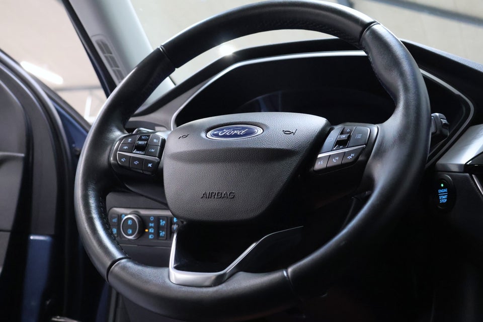 Ford Kuga 2,5 PHEV Titanium CVT 5d