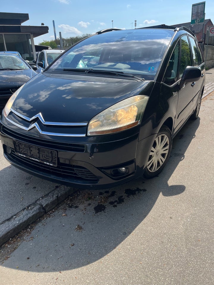 Citroën Grand C4 Picasso 1,8 16V Prestige 7prs 5d