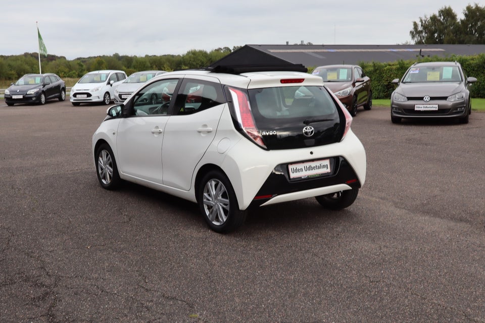 Toyota Aygo 1,0 VVT-i x-sky 5d