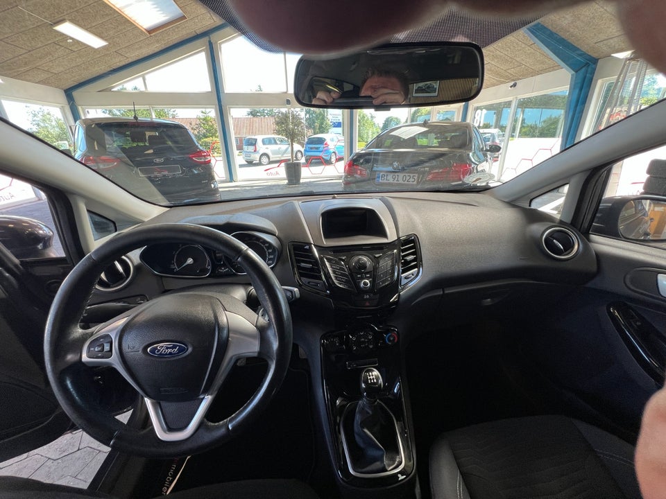 Ford Fiesta 1,0 65 Titanium 5d