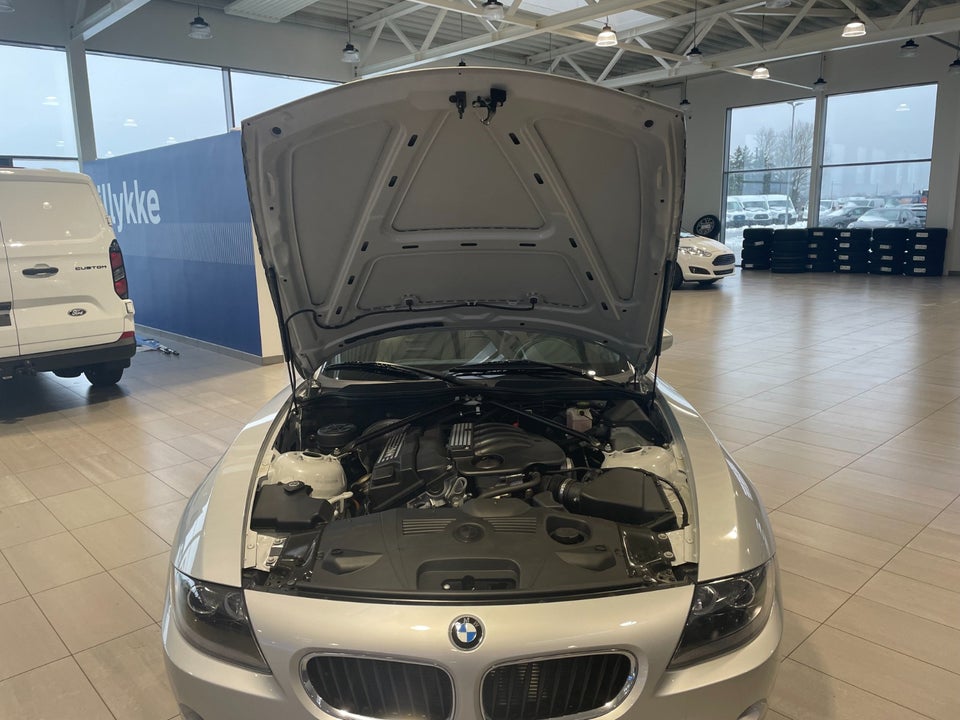 BMW Z4 2,0 iS Roadster 2d