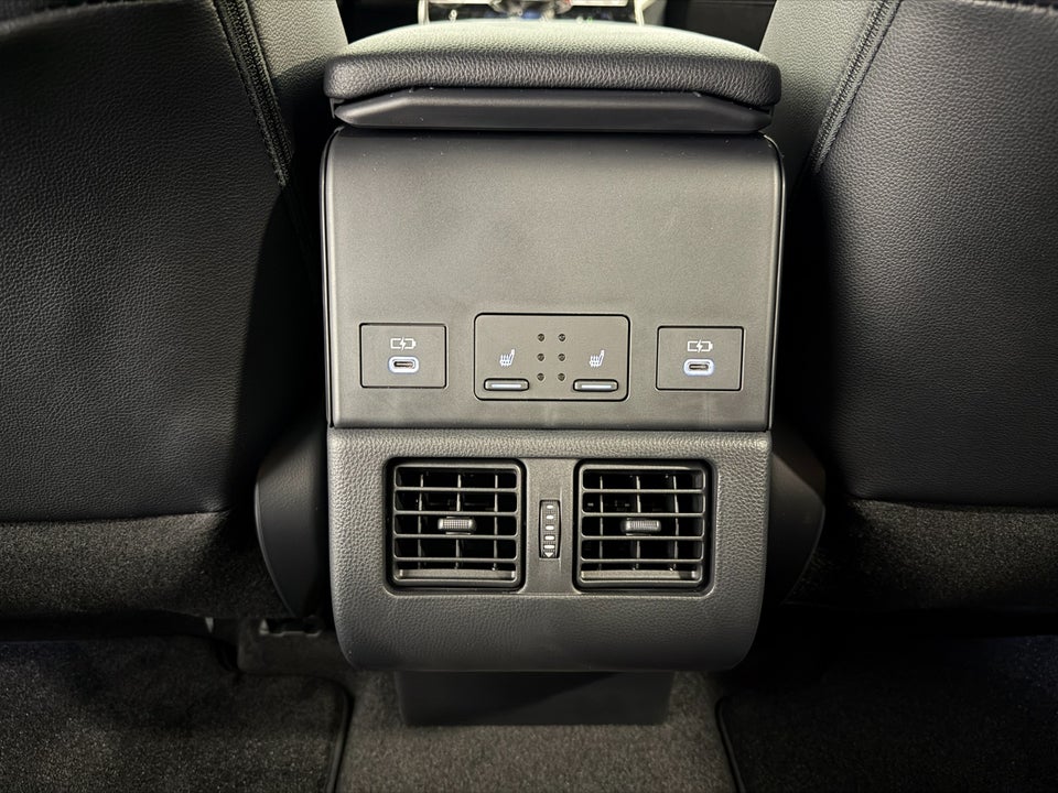 Toyota bZ4X Executive 5d