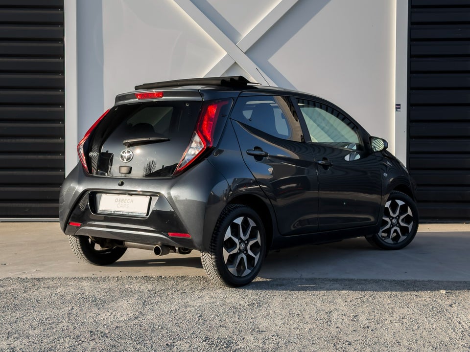 Toyota Aygo 1,0 VVT-i x-sky 5d