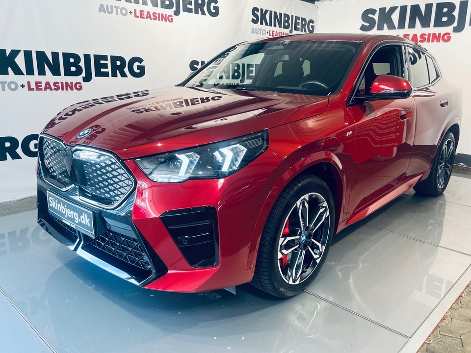 BMW iX2 xDrive30 M-Sport 5d