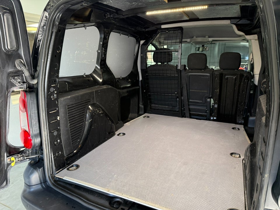 Peugeot Partner 1,6 BlueHDi 100 L1 Flex Van 5d