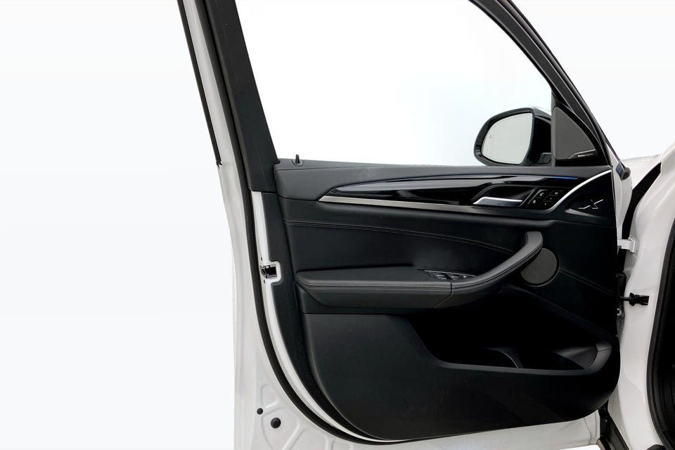 BMW iX3 Charged Plus 5d