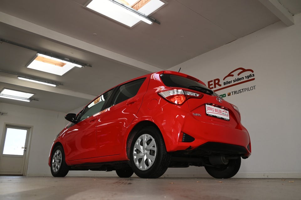 Toyota Yaris 1,0 VVT-i T2 5d
