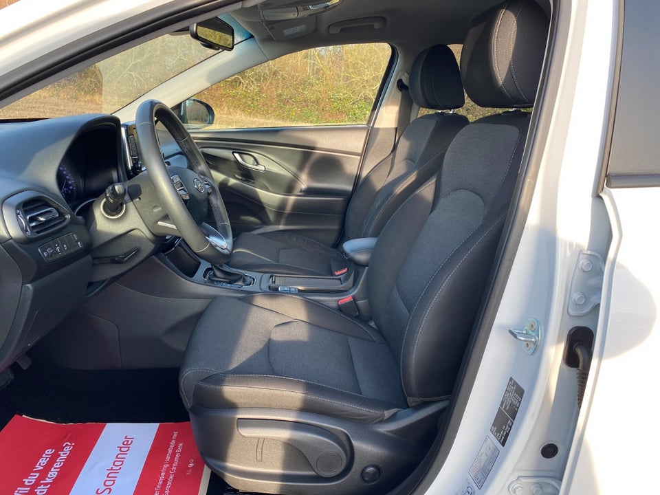 Hyundai i30 1,0 T-GDi Essential stc. DCT 5d
