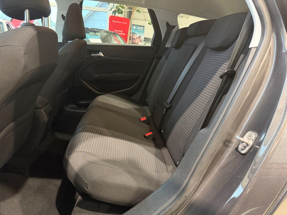 Peugeot 308 1,5 BlueHDi 130 Style SW 5d