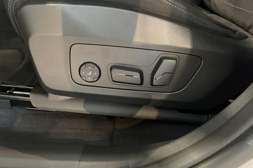 BMW iX1 eDrive20 M-Sport Pro 5d