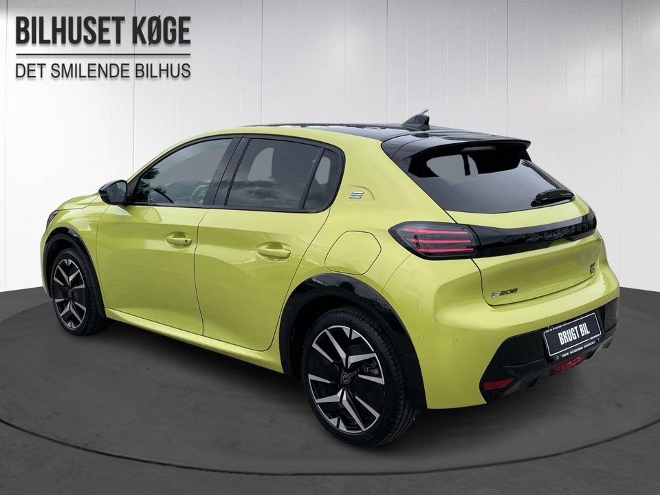 Peugeot e-208 54 GT 5d