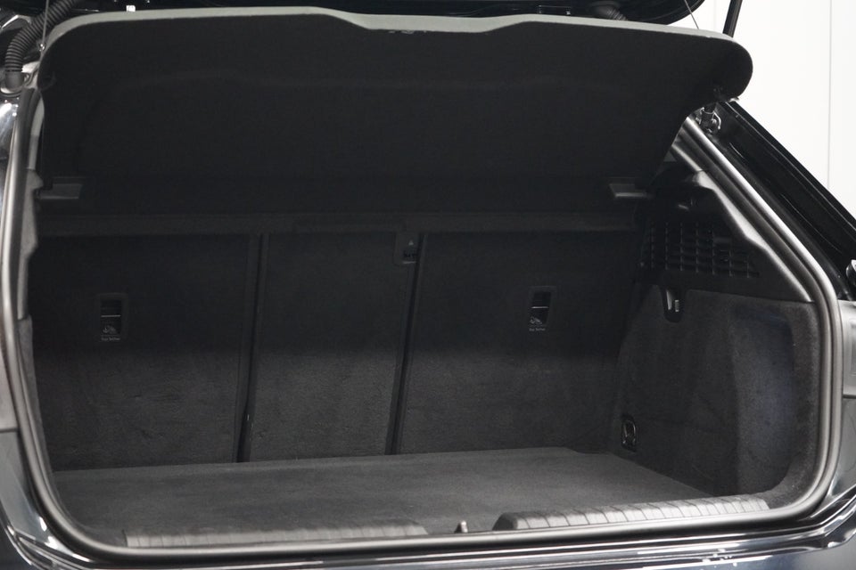 Audi A3 40 TFSi e Prestige Sportback S-tr. 5d