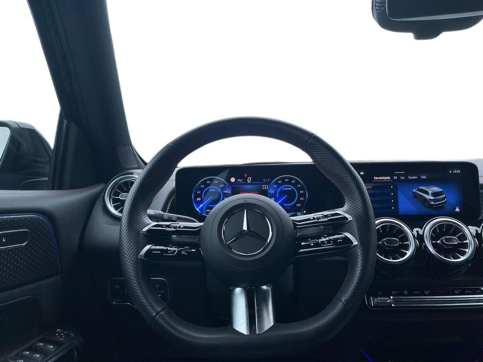 Mercedes EQB300 AMG Line 4Matic 5d