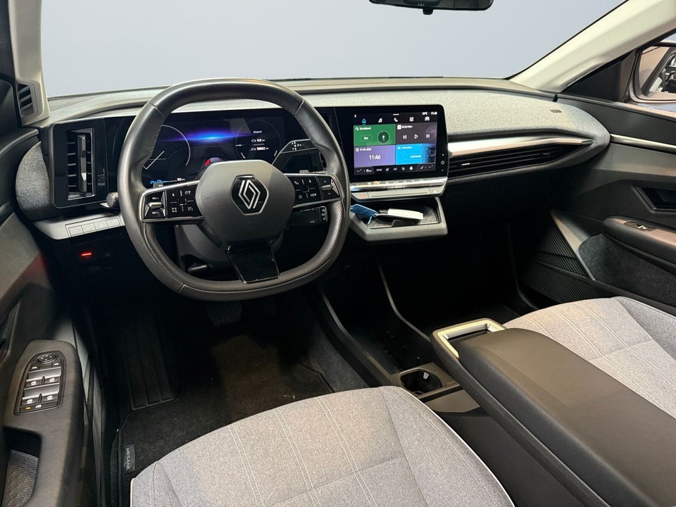 Renault Megane E-Tech 40 Equilibre 5d
