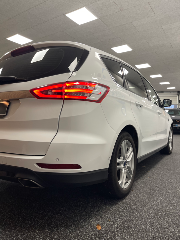 Ford S-MAX 2,0 TDCi 150 Titanium aut. 5d